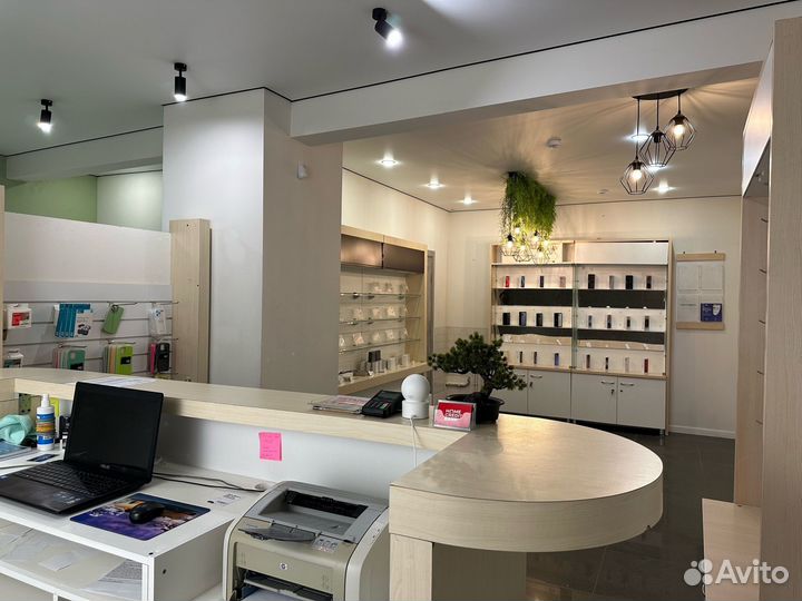 Инвестиции в Apple - федеральная сеть (8 магаз)