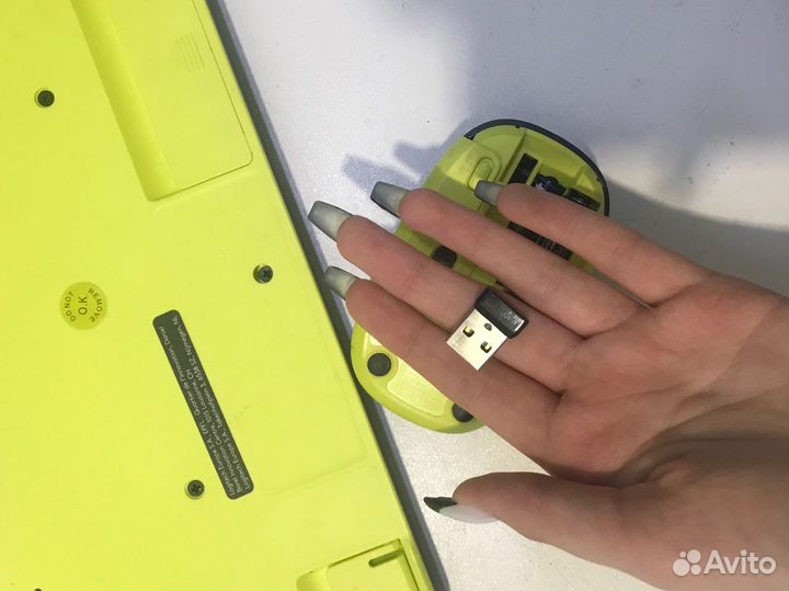 Мышь и клавиатура беспроводная