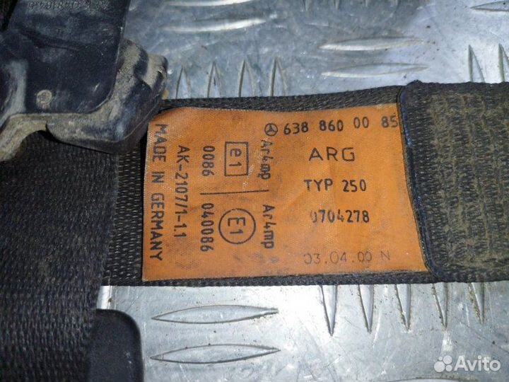 Ремень безопасности передний Mercedes-Benz C-Class