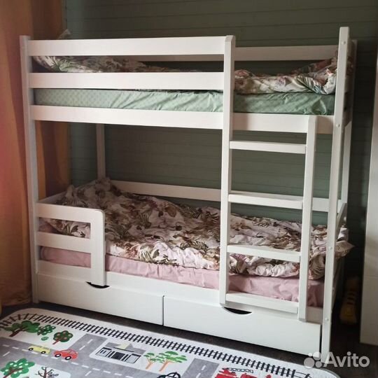 Двухъярусная детская кровать новая