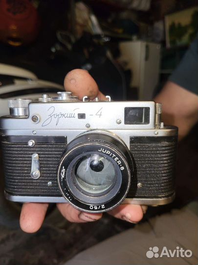 Плёночный фотоаппарат Зоркий