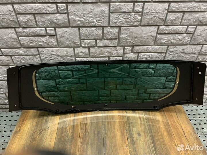 Opel zafira C Стекло двери багажника