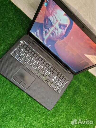 Для дома Dell 17.3