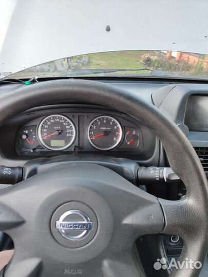 Салон nissan almera н16