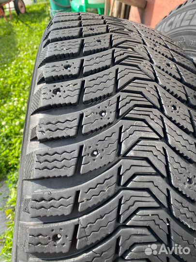 Michelin Latitude X-Ice North 3 215/60 R17 100T