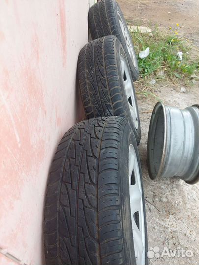 Колеса в сборе r15 5*108 летние на волгу