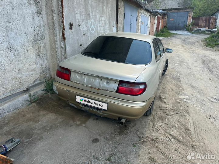 Toyota Carina 1.8 AT, 1995, 400 000 км