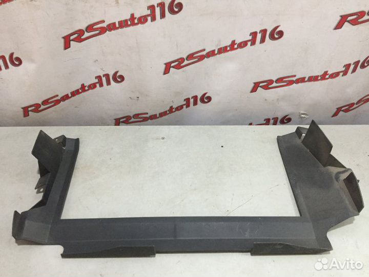 Дефлектор радиатора Renault Logan 1