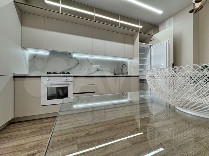 3-к. квартира, 72 м², 14/24 эт.