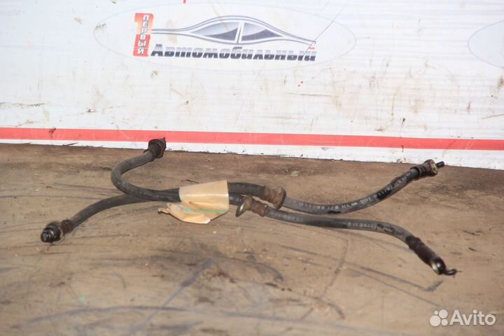 Тормозной шланг перед c Toyota ist NCP61 1NZ-FE