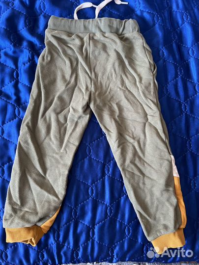 Костюм на мальчика 104