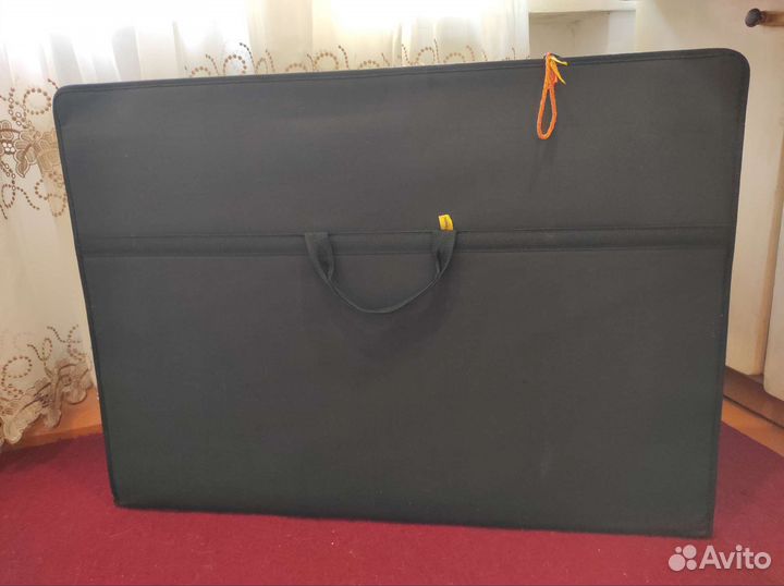 Папка А1 и деревянный подрамник для художников