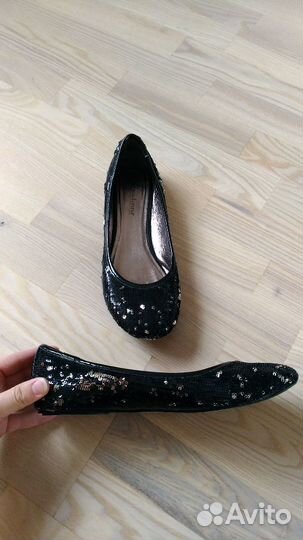 Черные туфли (черные балетки)