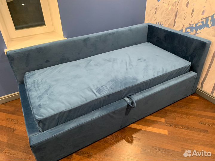 Кровать односпальная