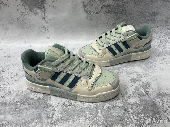 Кроссовки adidas forum