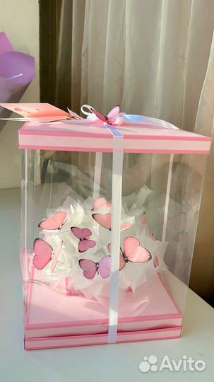 Букет из бабочек в коробке