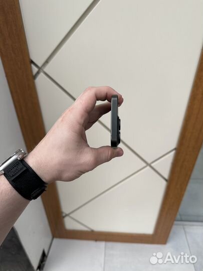 iPhone 15 Pro, 256 ГБ