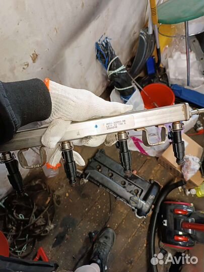 Топливная рампа с форсунками форд фокус 2 2.0