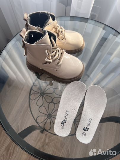 Ботинки демисезонныеддя девочки 25