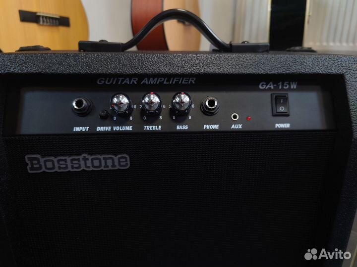 Bosstone GA-15W Black — комбоусилитель, 15Вт