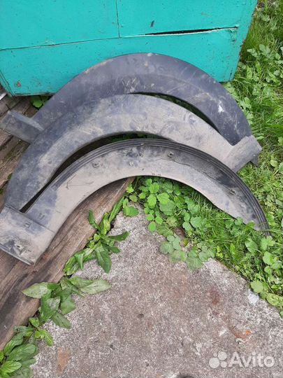 Накладка крыла переднего каптива c140