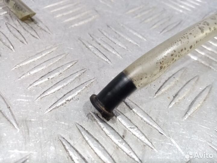 Б/У Сливной шланг ниши лючка бензобака#001