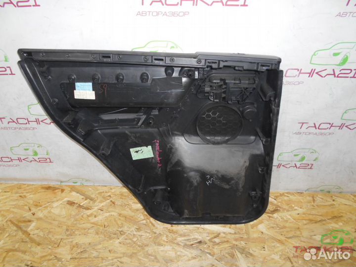 Обшивка двери задняя правая Land Rover Freelander