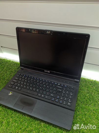 Ноутбук DNS W150ER