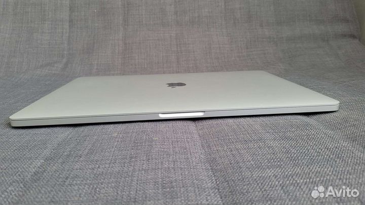 Macbook Pro 16 2019 Silver - на запчасти