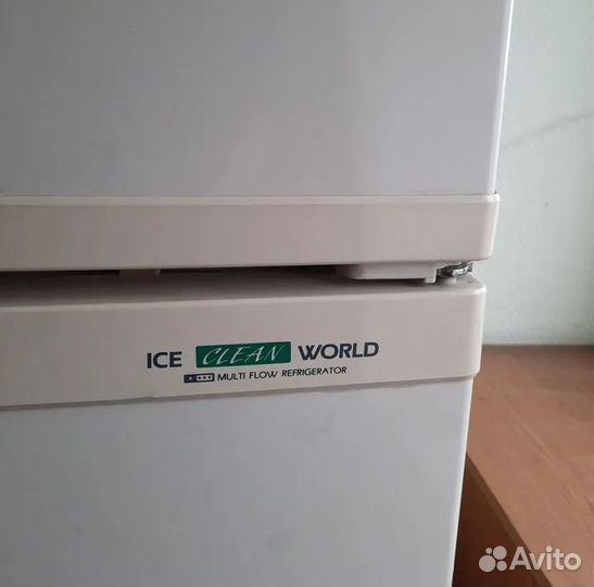 Отличный холодильник Samsung No Frost (везде)