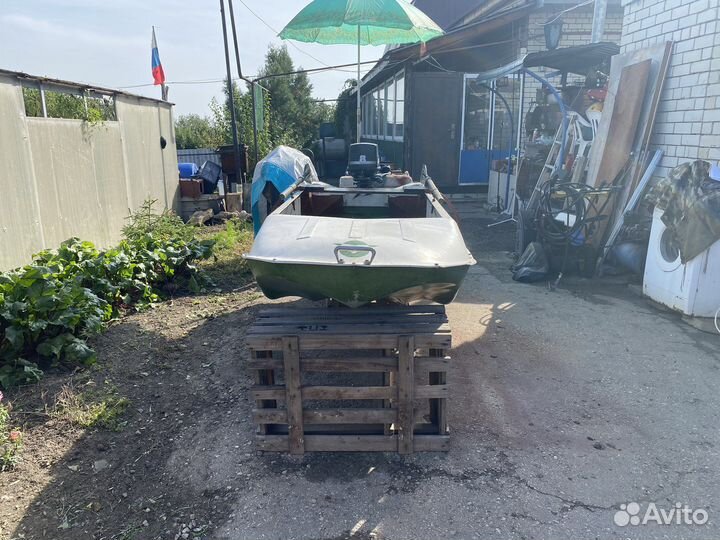 Лодка Романтика