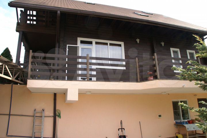 Коттедж 309 м² на участке 7,5 сот.