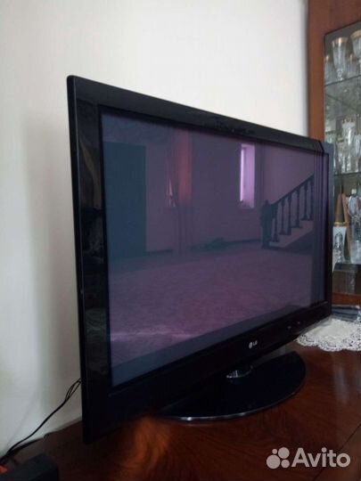 Телевизор 108 см