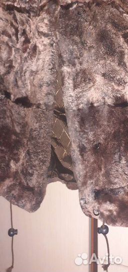 Продам шубку мутон, короткую, размер 40-42