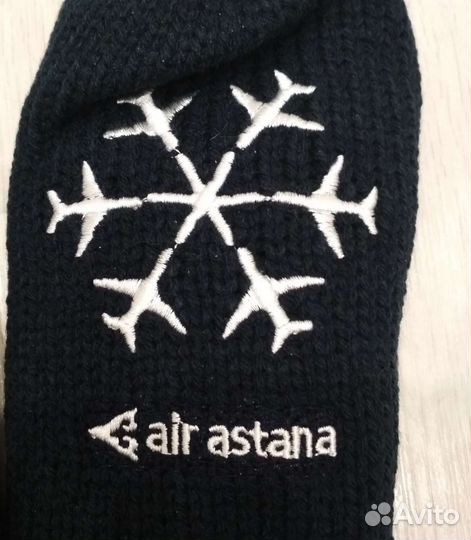 Варежки авиакомпании Air Astana