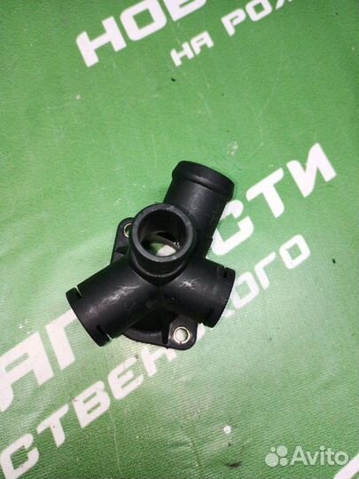 Фланец системы охлаждения Audi A4