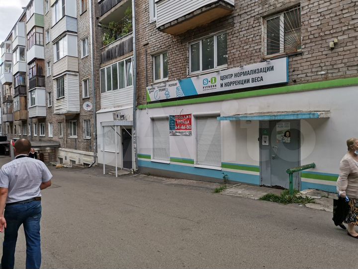 Продам 68,4 м² под магазин, офис, 1 лин., отд.вход
