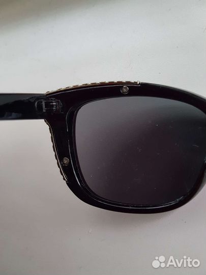 Солнцезащитные очки