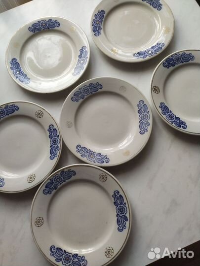 Тарелки Барвновка