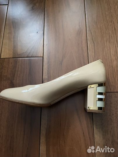 Туфли новые S.Ferragamo,Ballin