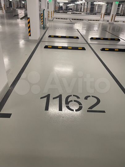 Машиноместо, 14 м²