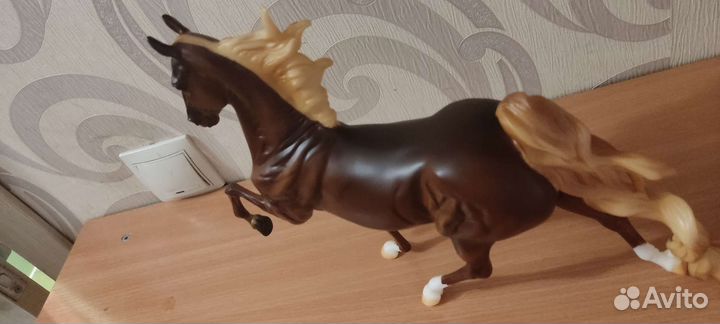 Breyer Mark of charm