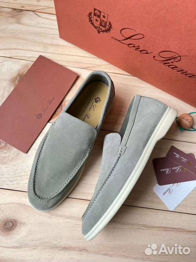 Мужские лоферы Loro Piana замшевые серые