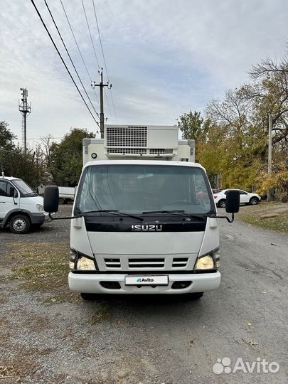 Isuzu NQR71P, 2006