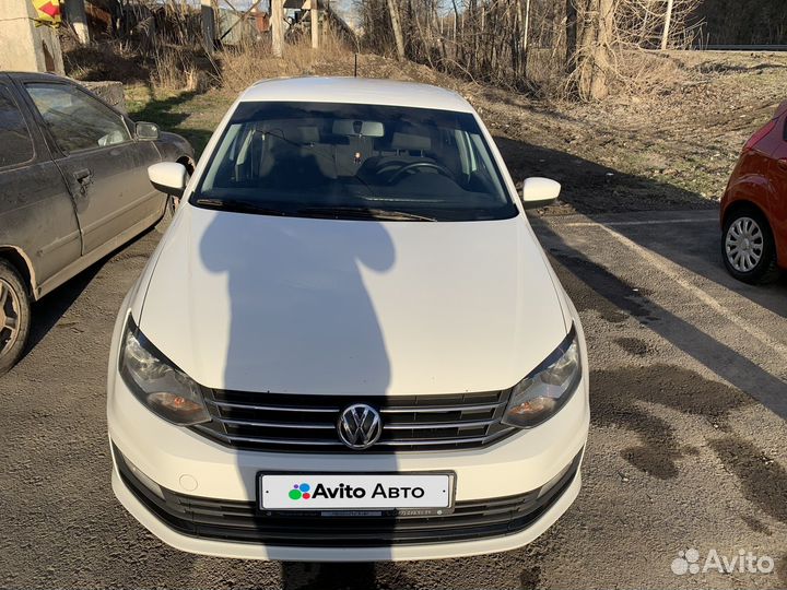 Volkswagen Polo 1.6 МТ, 2015, 100 000 км