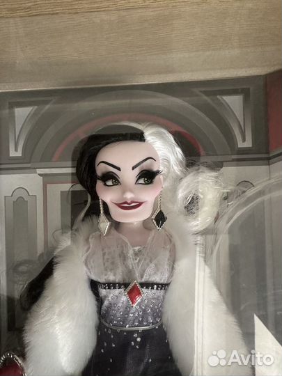 Круэлла Де Виль коллекционная Cruella Hasbro