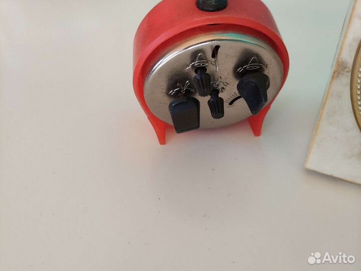 Часы нерабочие для интерьера