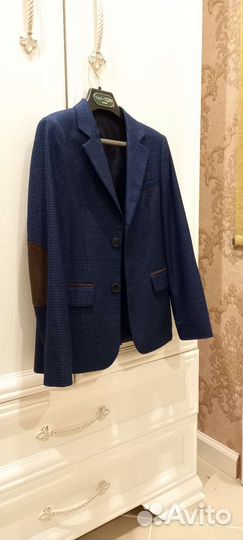 Пиджак на мальчика 140