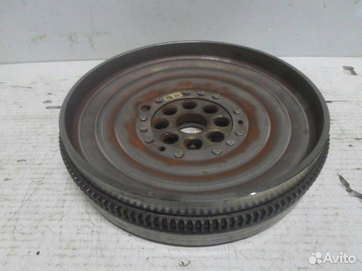 Маховик B-класс W246 (2011—2014) Mercedes-Benz