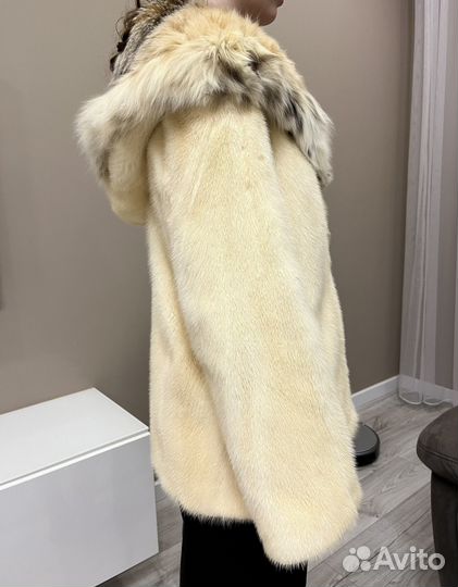 Шуба норковая с капюшоном